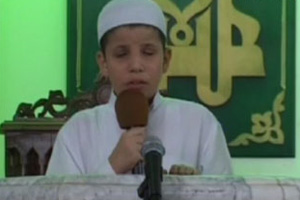 İslam dünyası bu çocuğu konuşuyor