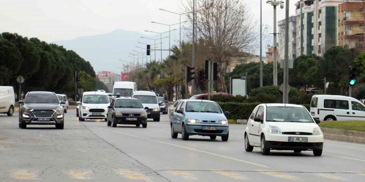 Aydın’da 2 bin aracın trafiğe kaydı yapıldı