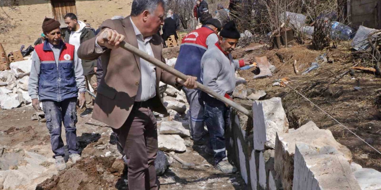 Başkan Kepenek, Yukarıdağdere Sosyal Tesisinin temelini attı