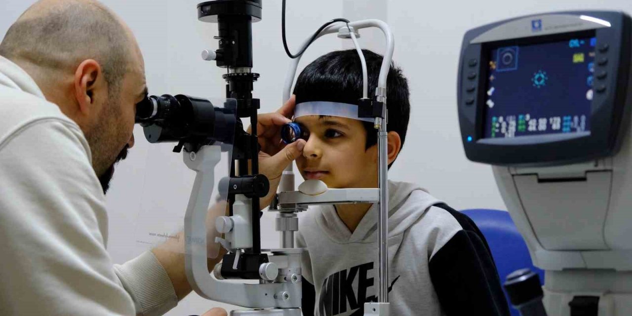 Yozgat’ta öğrenciler göz taramasından geçiriliyor