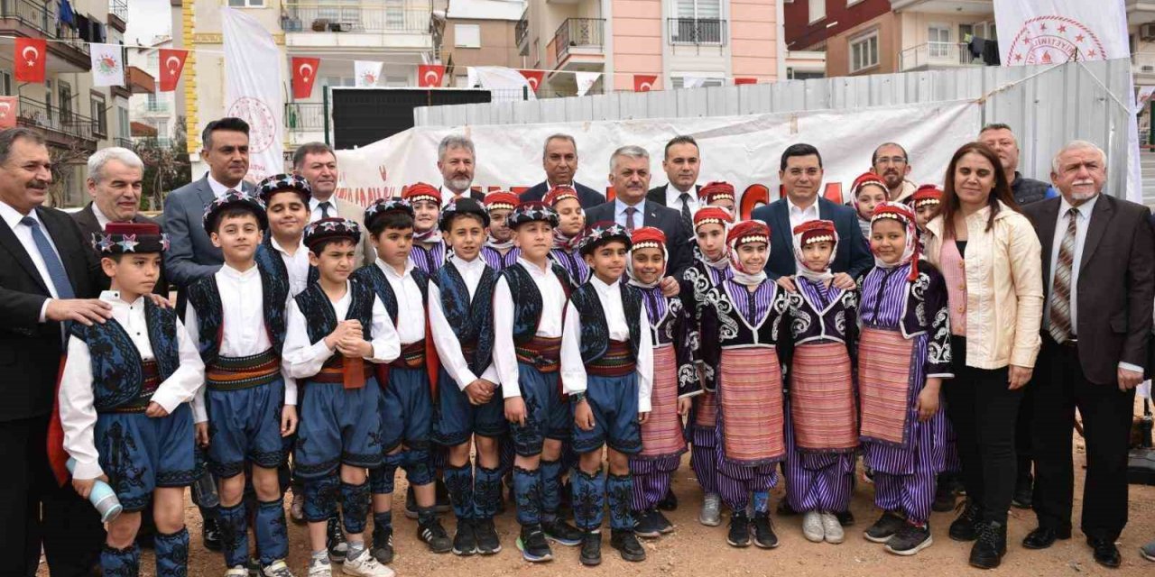 Tütüncü, “Kepez’e 41 okul, 41kere maşallah”