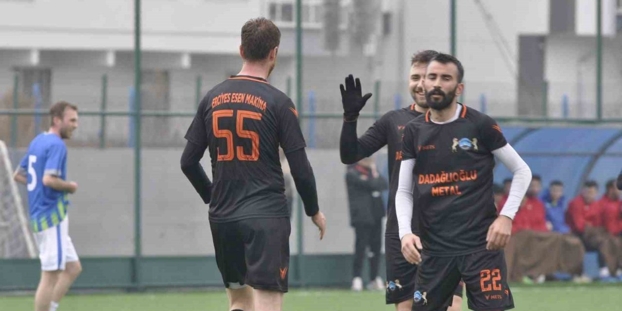 Erciyes Esen Makine FK Play-Off’ta