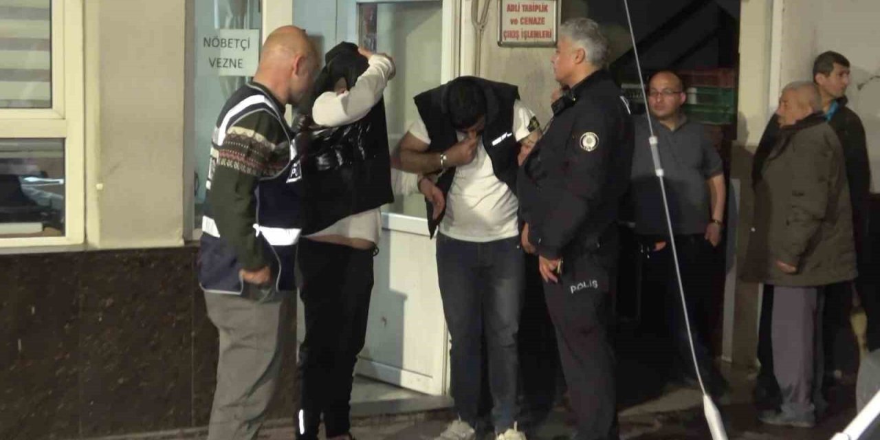 Silahlı yaralama ve yağma şüphelileri kovalamaca sonucu yakalandı