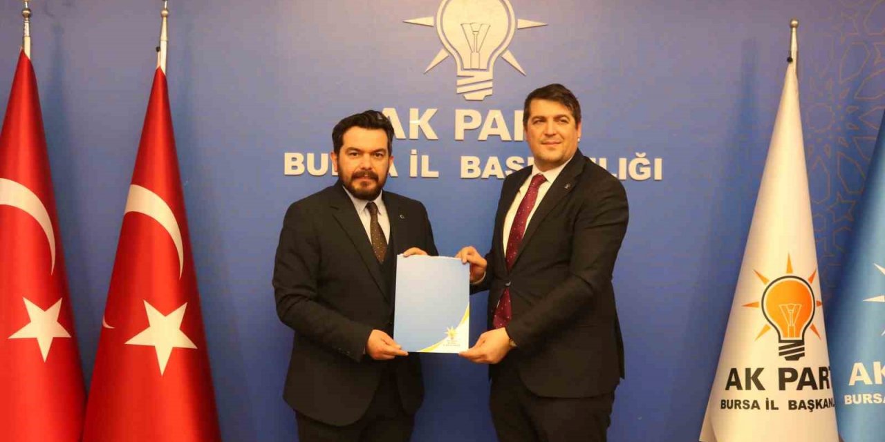 Ekonomist Yüksel Okşak, AK Parti Bursa Milletvekili aday adayı oldu