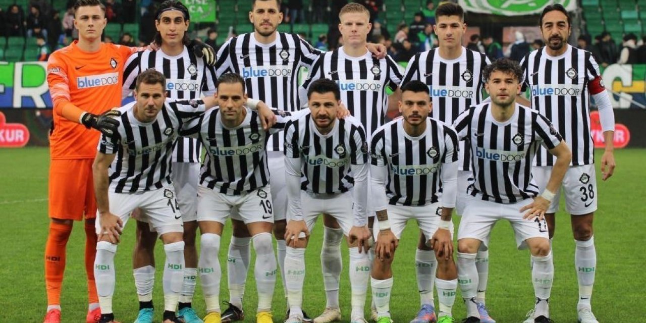 Altay, topu rakibine bırakıyor