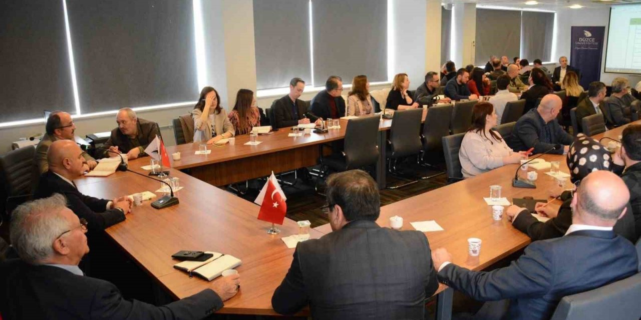 Düzce Üniversitesi’nin geleceği konuşuldu