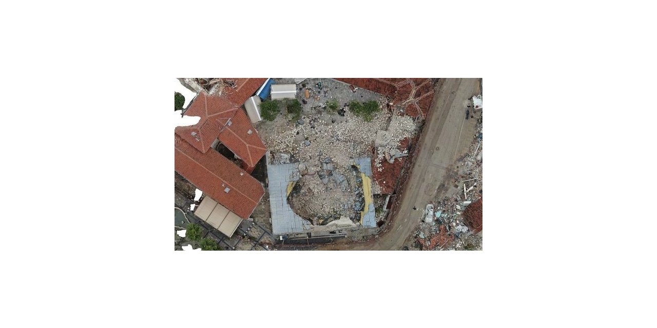 Depremde hasar gören yapılar 3 boyutlu modelleniyor