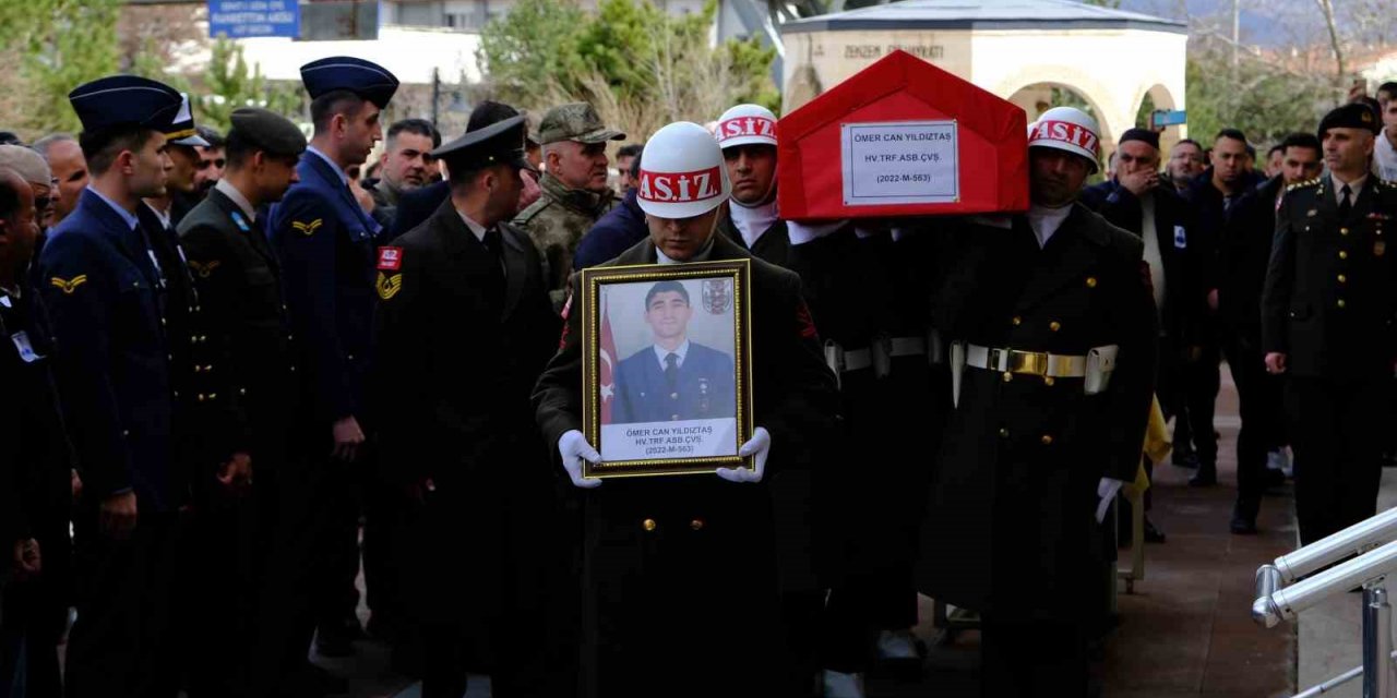 Motosikletle kaza yapan astsubay son yolculuğuna uğurlandı