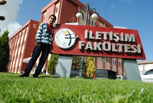 İletişim mezunları açıkta kalıyor!