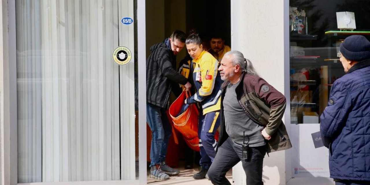 Alacak verecek meselesi kanlı bitti: 2 yaralı