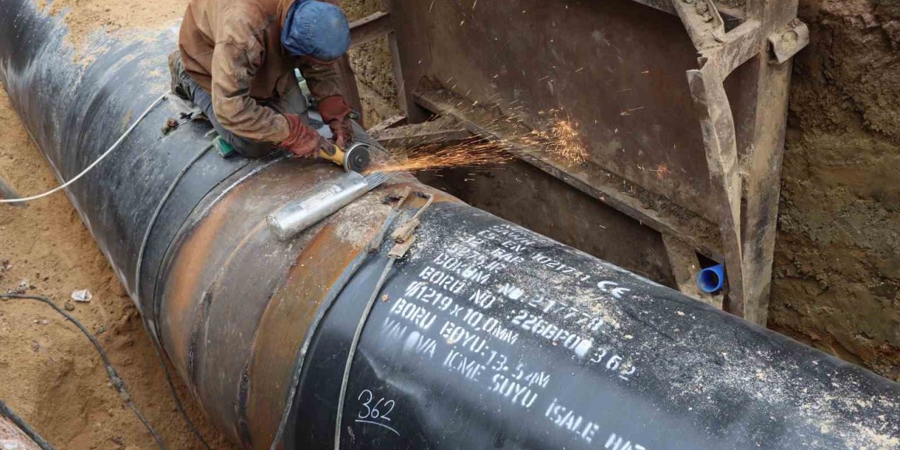 Başkan Tutuk, içme suyu ana ishale hattı yapım çalışmalarını inceledi