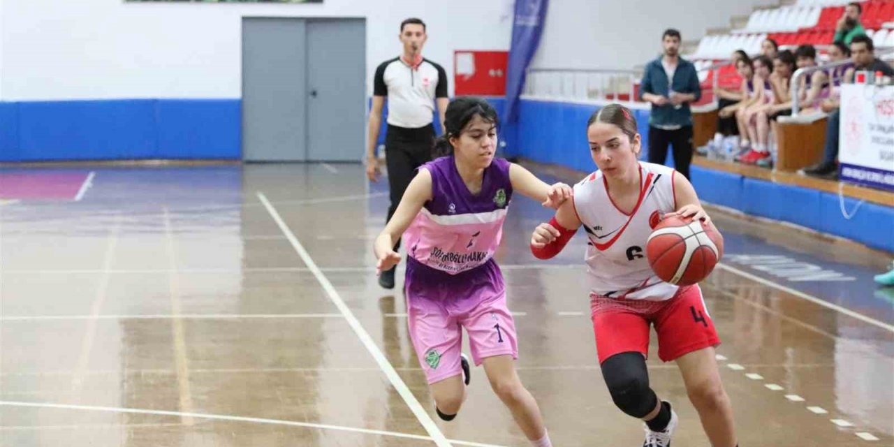 Aydın’da ’U16 Kızlar Bölge Şampiyonası’ tamamlandı