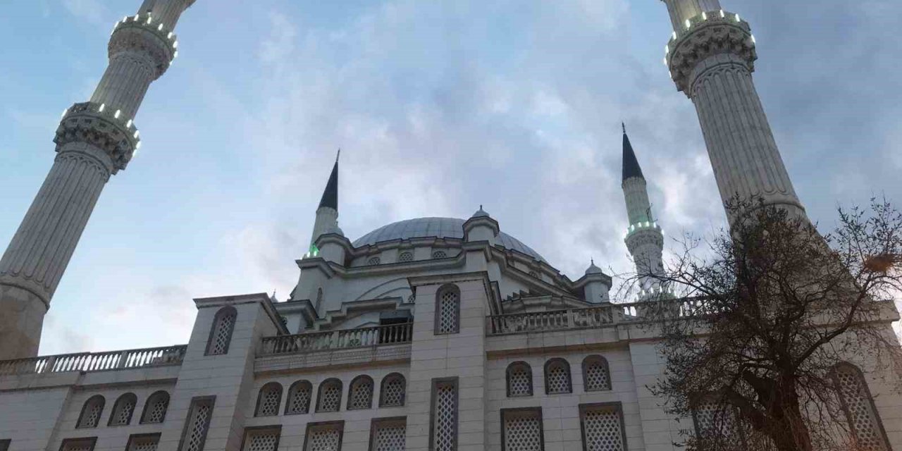 İlk iftar Iğdır’da yapıldı