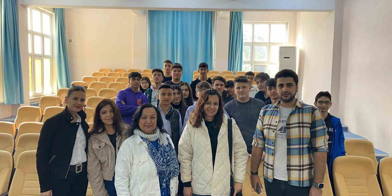 Lise öğrencilerinden ADÜ’ye yoğun ilgi