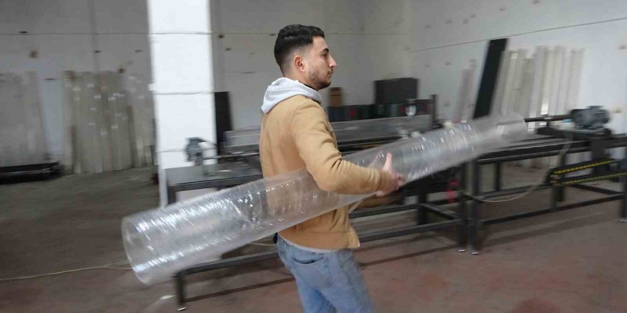 Üniversite-sanayi işbirliğinde Türkiye’de ilk kez üretilen akrilik boru, sektördeki dışa bağımlılığı bitirecek