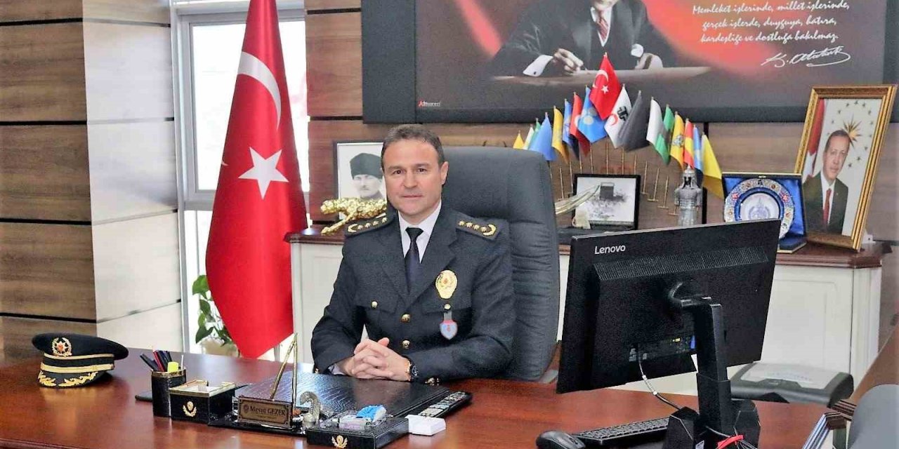 Uşak Emniyet Müdürü Mesut Gezer, Manisa’ya tayin oldu