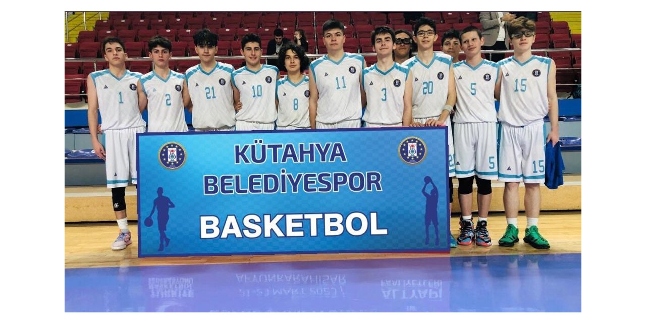 Belediye Kütahyaspor Basketbol Takımı bölge ikincisi oldu