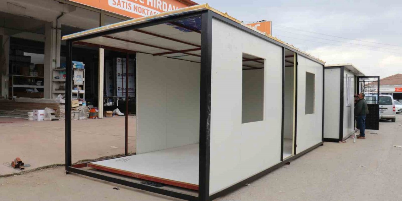 Malatya’da deprem sonrası prefabrik evlere ilgi arttı