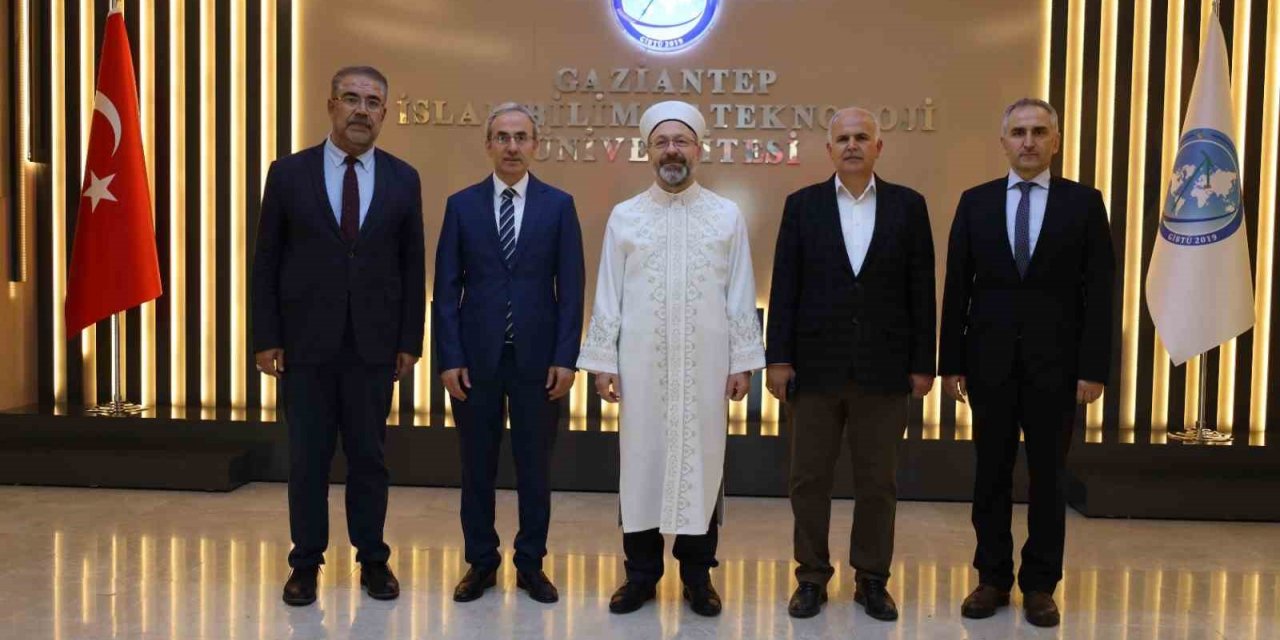 Diyanet İşleri Başkanı Erbaş, Rektör Demir’e hayırlı olsun ziyareti