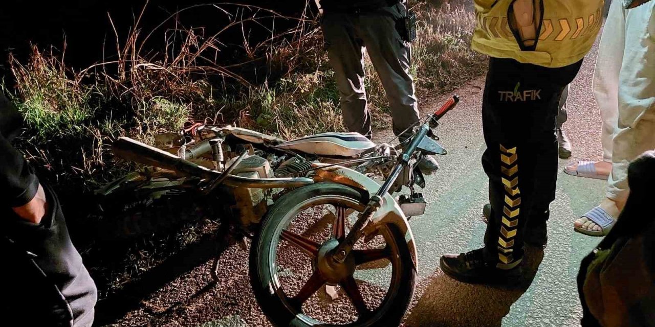 Metrelerce sürüklenen motosikletin sürücüsü ağır yaralandı