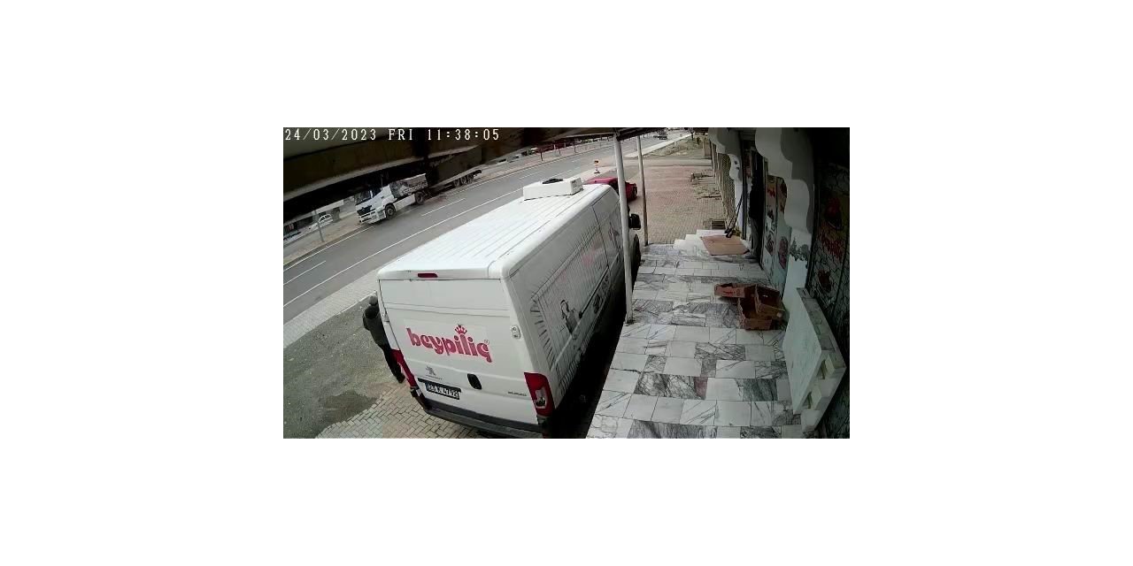 Elazığ’da tır kamyona çarptı: 1 yaralı