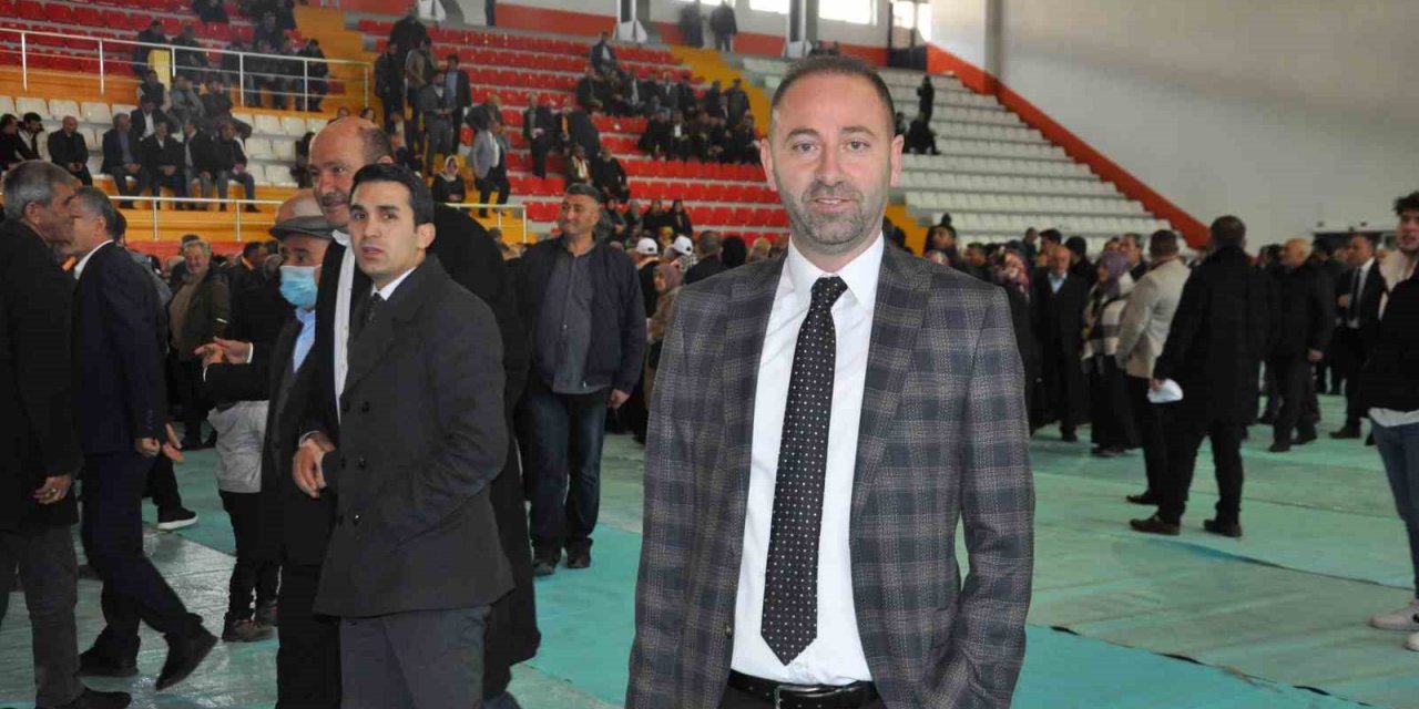 Kars AK Parti’de temayül heyecanı
