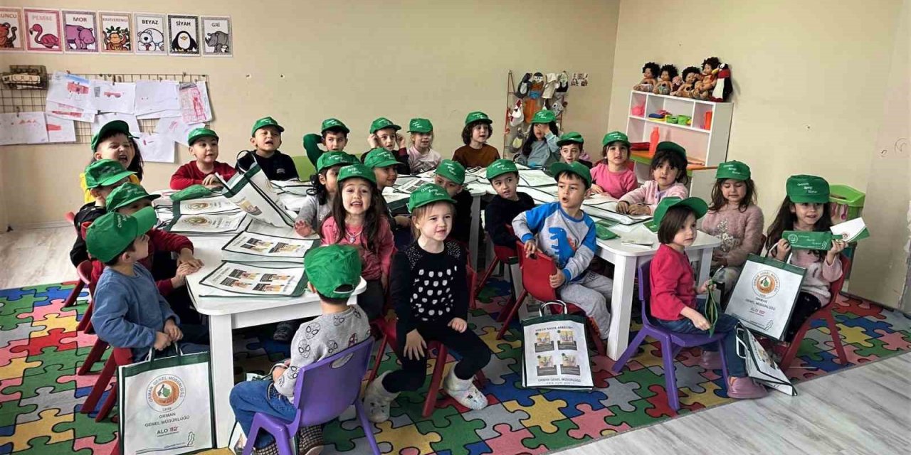 Kütahya’da öğrencilere ağaç ve orman sevgisi anlatıldı