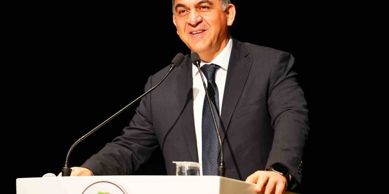 Şehitkamil’deki öğrencilere 4 bin TL nakdi destek verildi