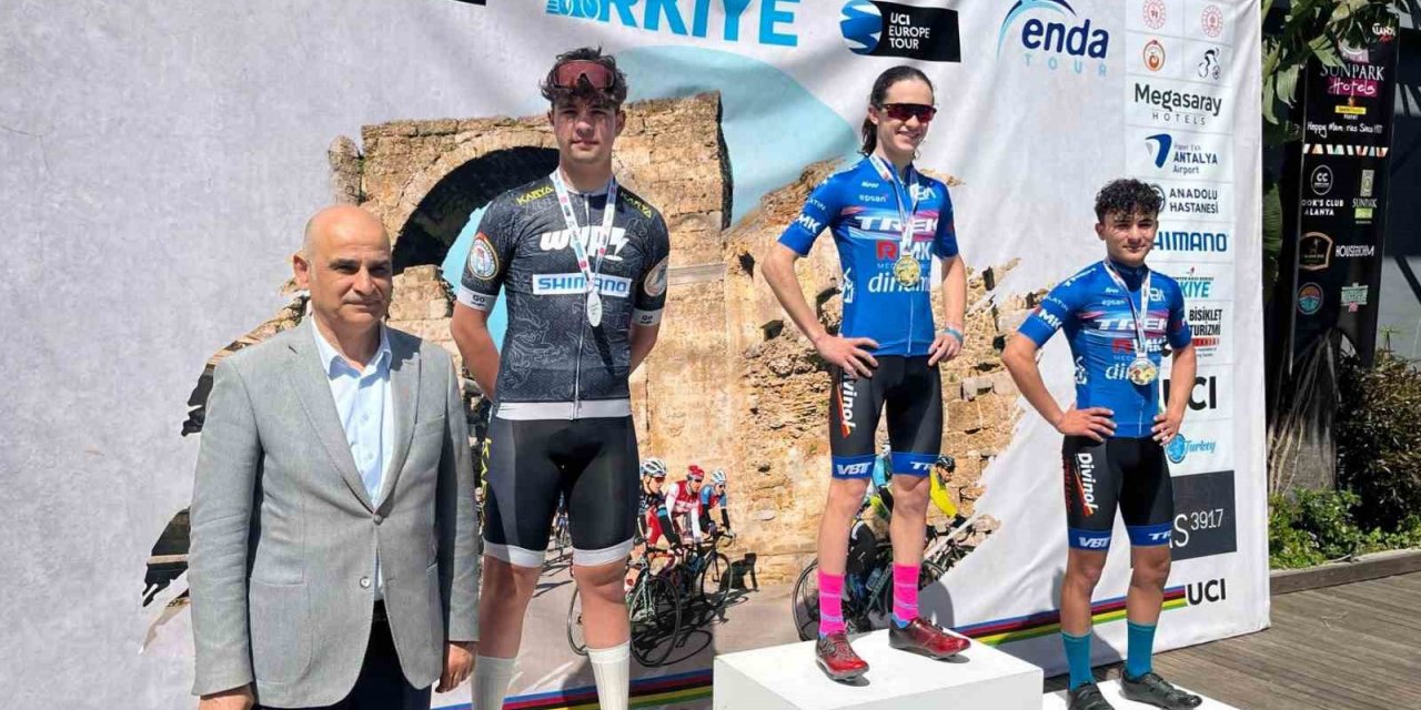 Muğlalı bisikletçilerden büyük başarı