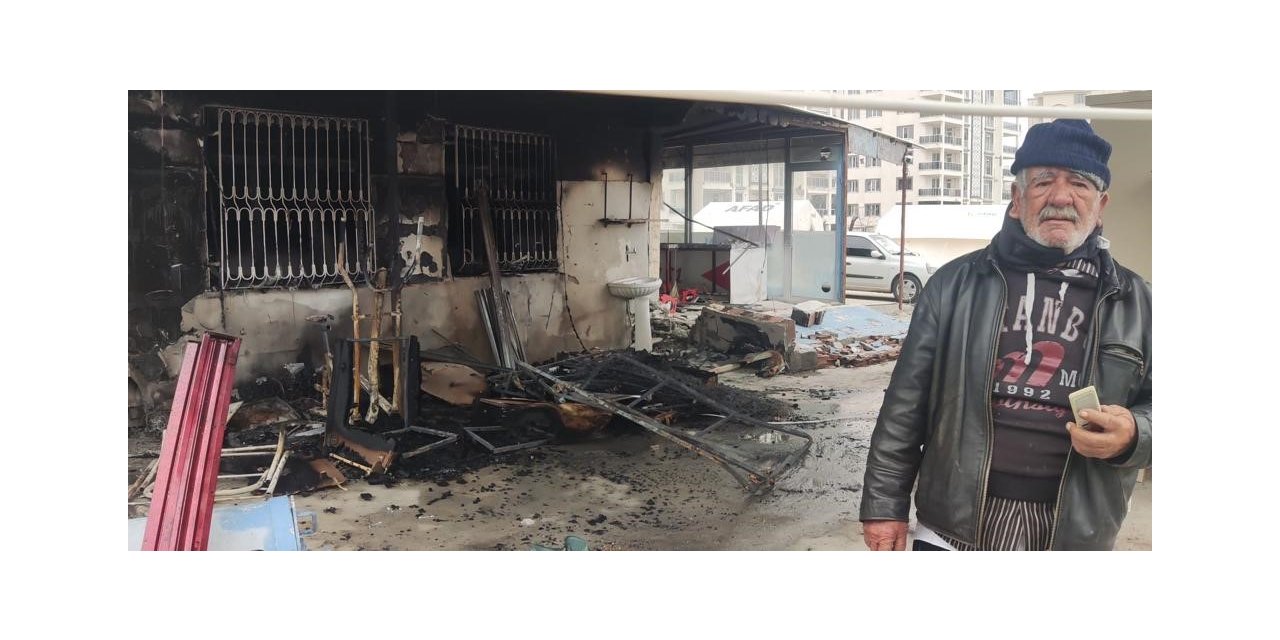 Elektrik tesisatından çıkan yangın evi kullanılamaz hale getirdi