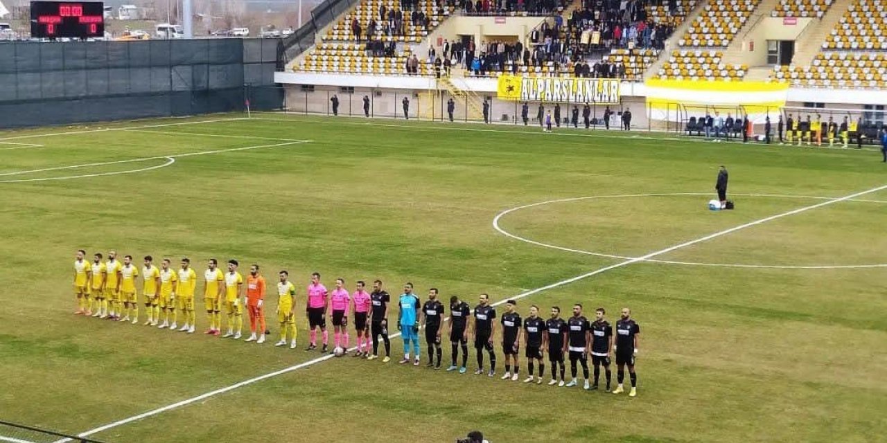 TFF3. Lig: 1984 Muşspor: 1- Efeler 09 Spor: 1