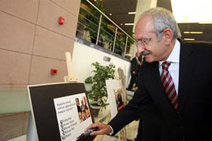 Skandal sergi kaldırıldı