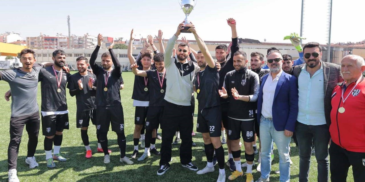 Şampiyon Aydınspor kupasına kavuştu