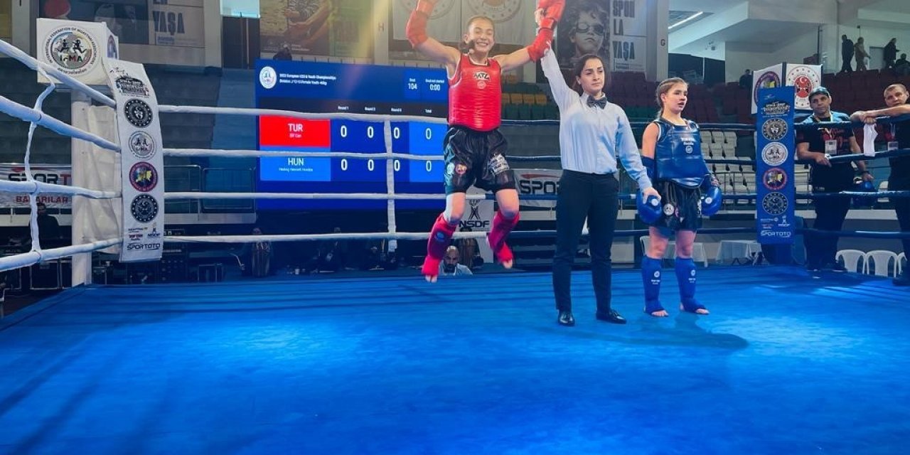 13 yaşındaki sporcu Hırvat rakibini yenerek Avrupa Şampiyonu oldu