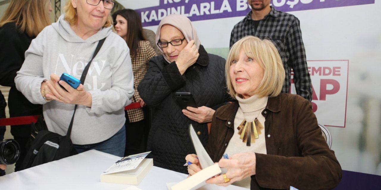 Gazeteci-Yazar Ayşe Kulin, Küçükçekmeceli kadınlarla buluştu