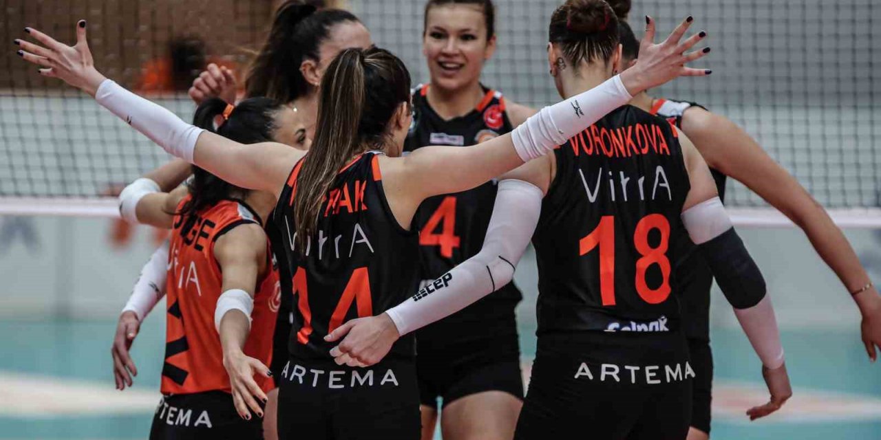 Eczacıbaşı Dynavit, Kuzeyboru’ya konuk olacak