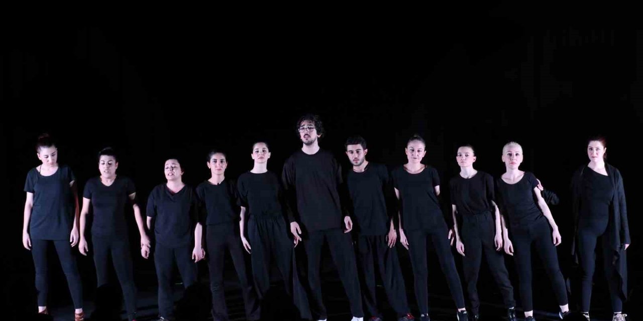 ‘İşte Bütün Mesele Bu’ adlı oyun seyirciyle buluştu