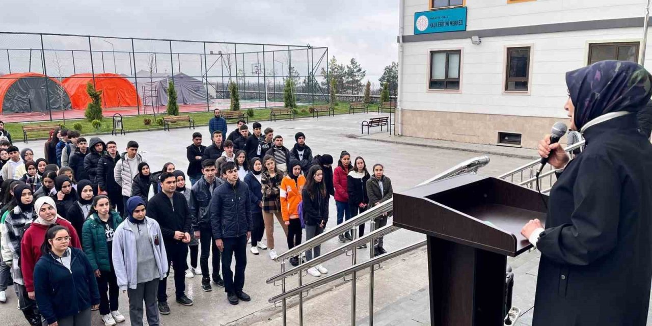 Malatya’da 141 okulda ders zili yeniden çaldı