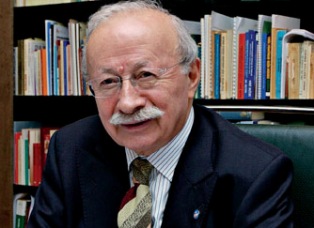 Hürriyet'e 'Analarını da Satarlar' cezası