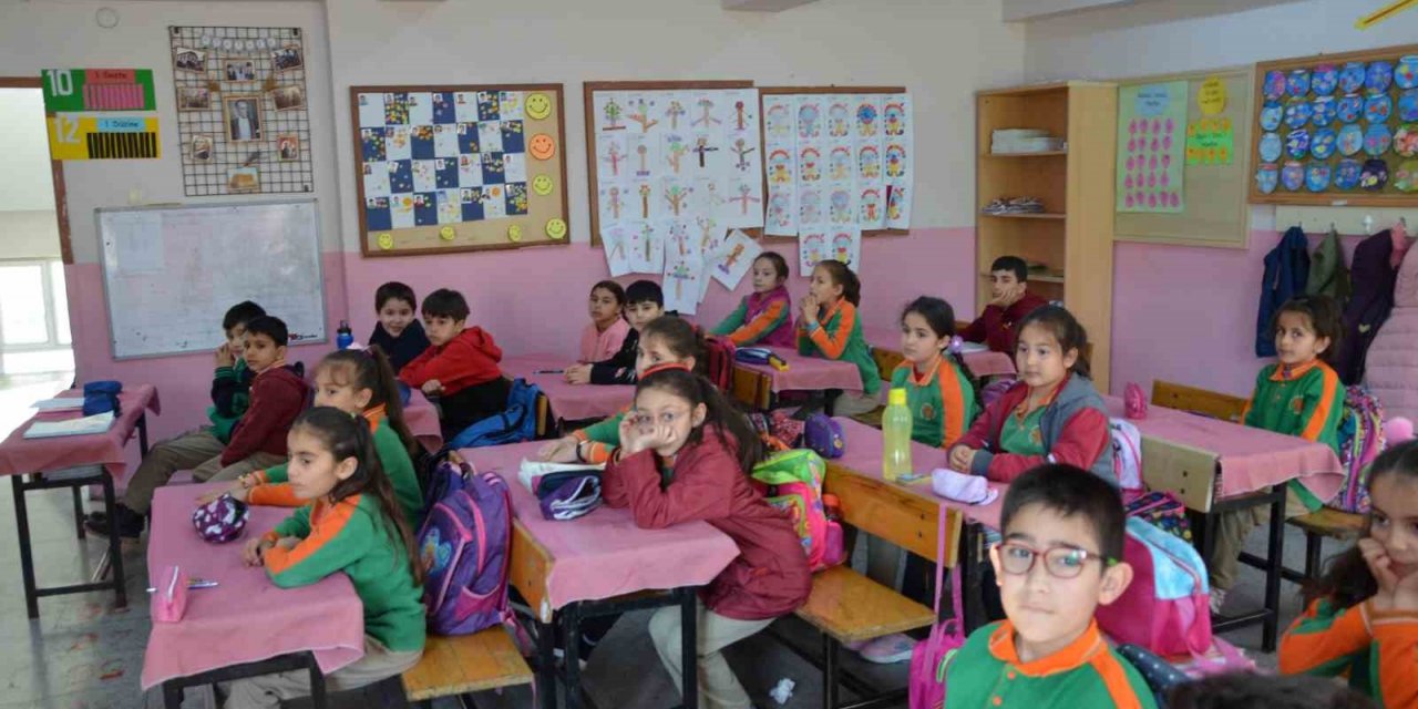 Darende ilçesinde yüz yüze eğitim başladı