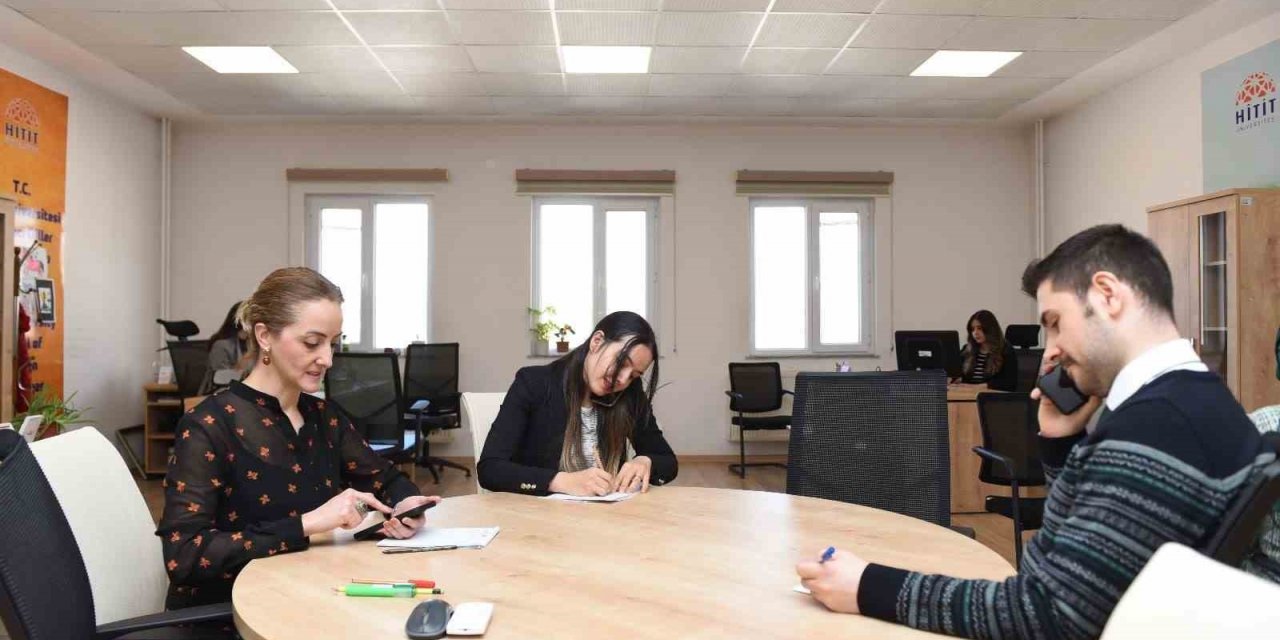 Hitit Üniversitesi’nden depremzede öğrenciler için sosyal destek