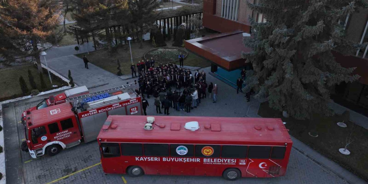 Hurda otobüsten doğal afet konaklama aracına