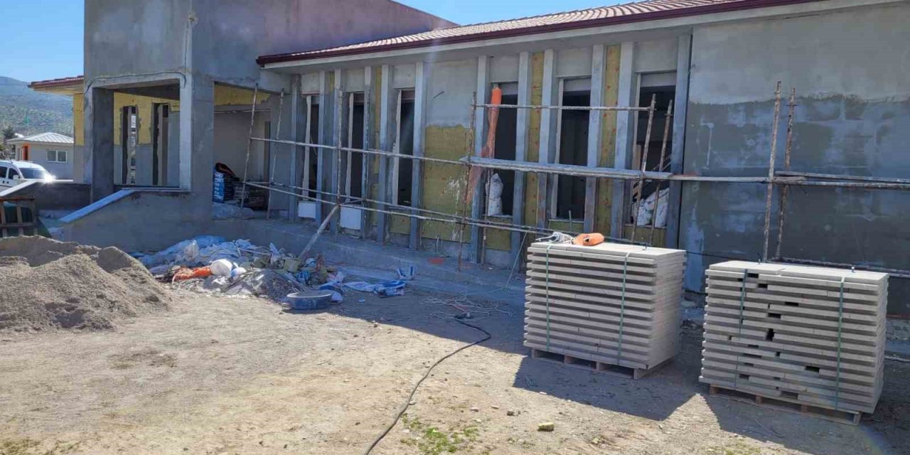 Yenipazar’da Gençlik Merkezi yükseliyor