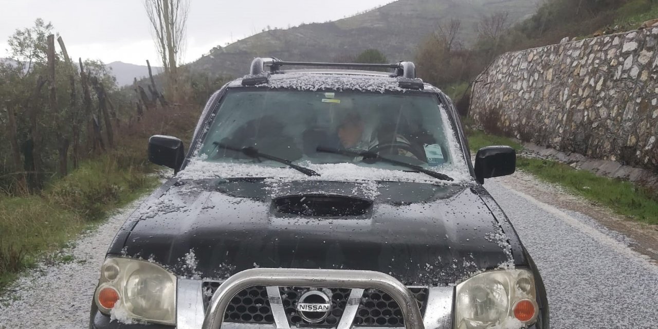 Aydın’ın yüksek kesimlerinde dolu yağışı etkili oldu