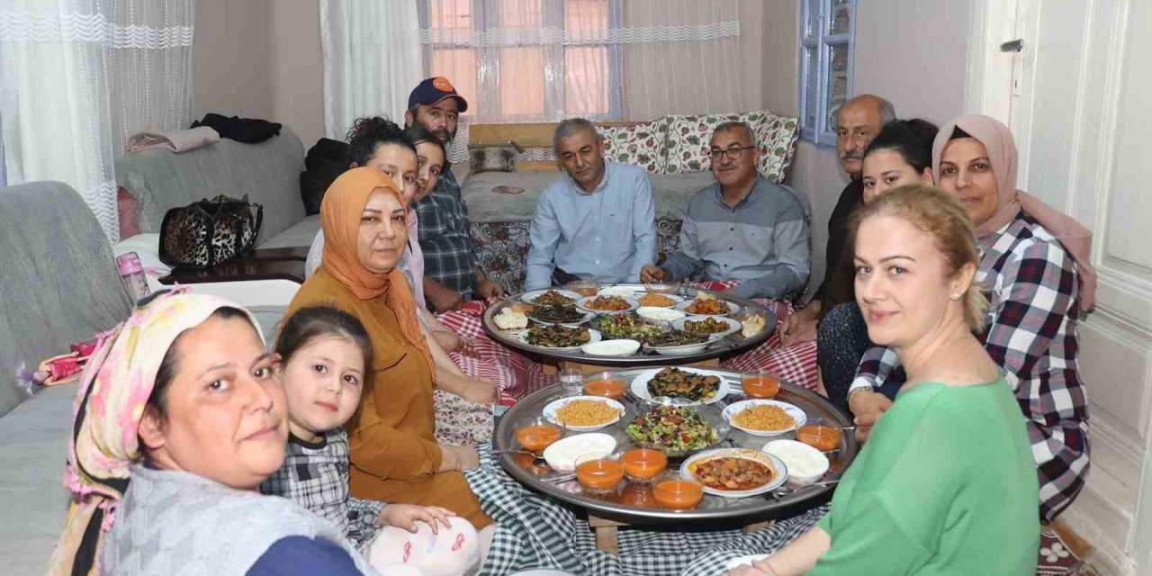 Başkan Kaplan, iftarda vatandaşlarla buluşuyor