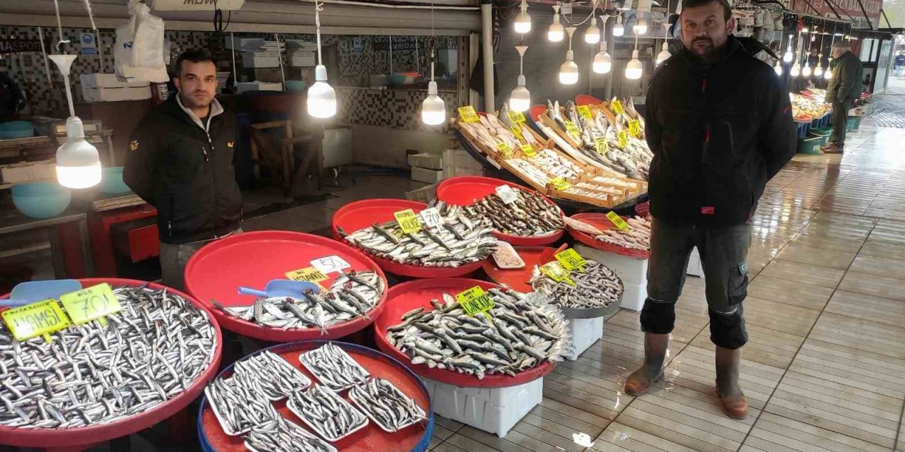 Bandırma balık halinde Ramazan bereketi