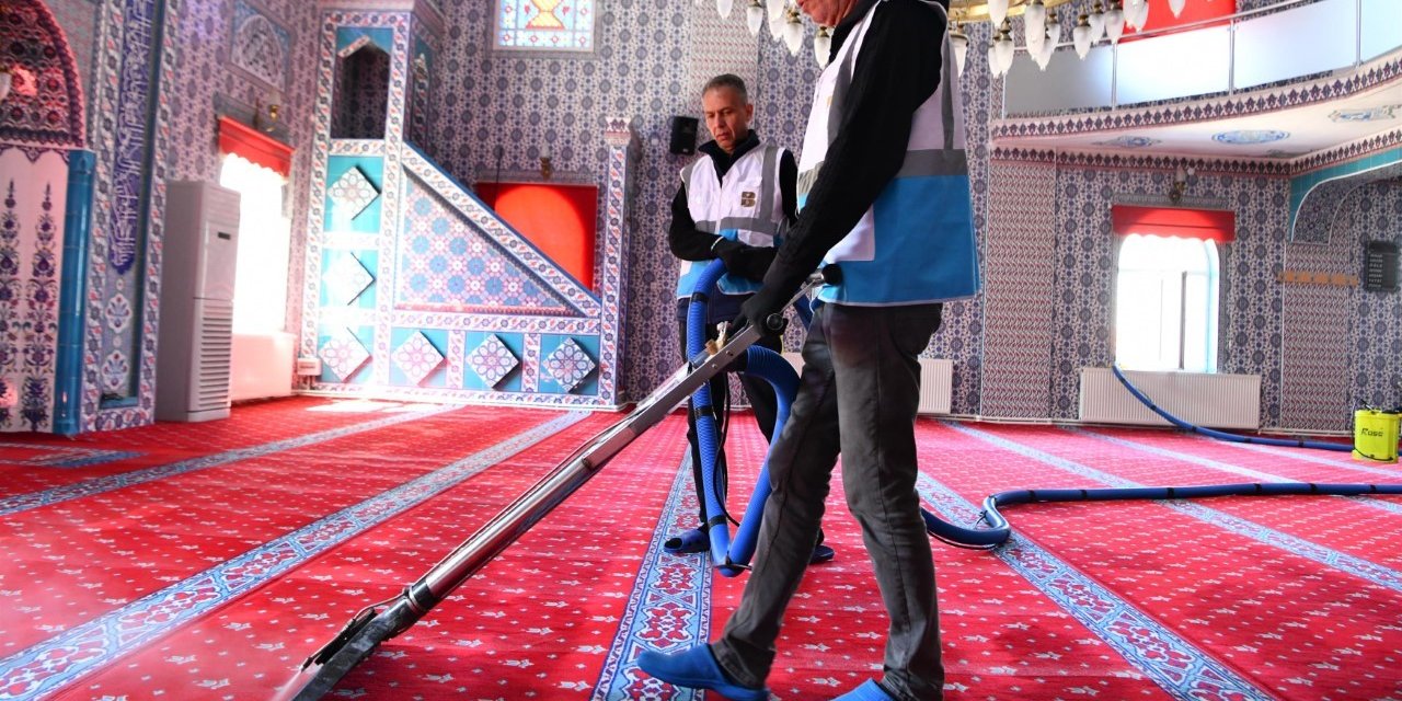 Balıkesir Büyükşehir camileri bayrama hazırlıyor