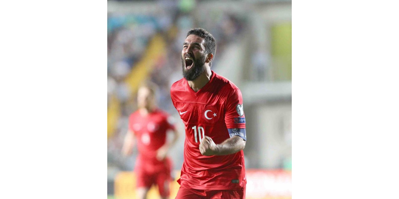 Arda Turan, Türkiye-Hırvatistan maçı öncesi ödüllendirilecek