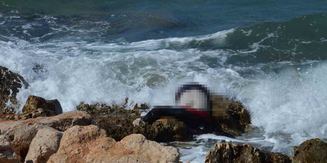 Didim sahilinde kıyıya vurmuş ceset bulundu