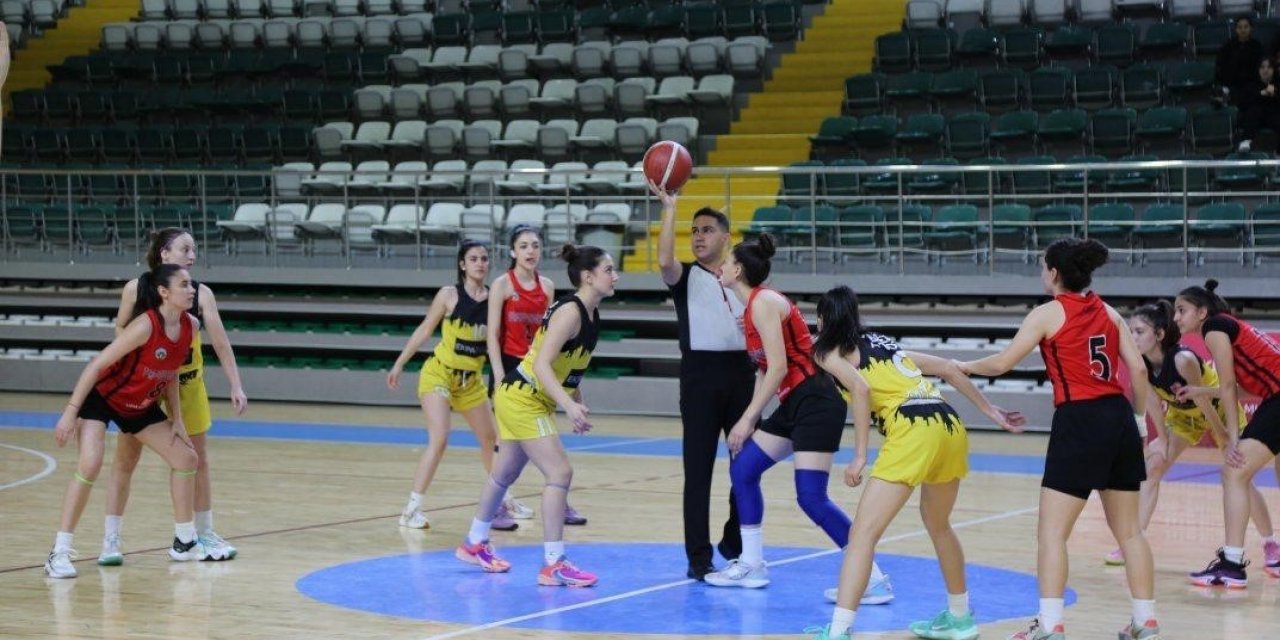 U18 kızlar basketbol bölge şampiyonası Muğla’da başladı